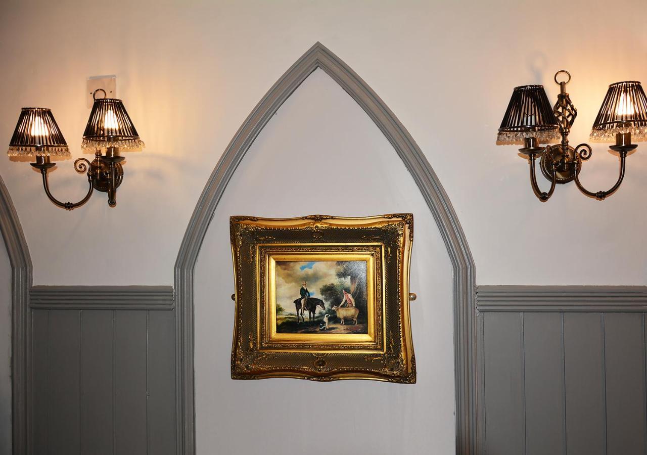The Bell Shifnal Hotell Exteriör bild